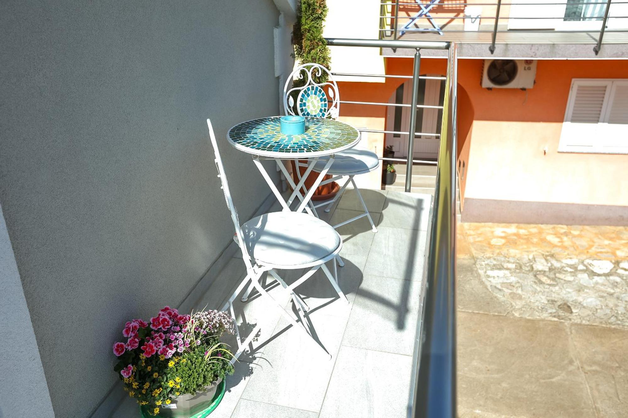 Z&A Studio Apartment With Parking Bozava Exterior photo